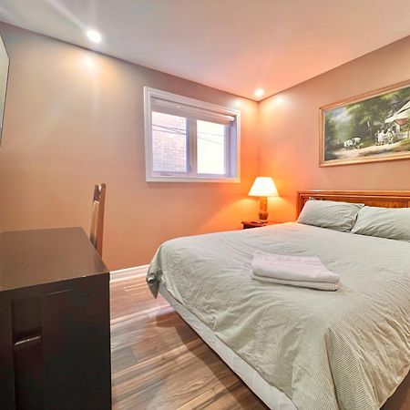 Upgraded Rooms With Bath 7-Min To Subway Near Downsview Rogers Stadium Toronto Dış mekan fotoğraf
