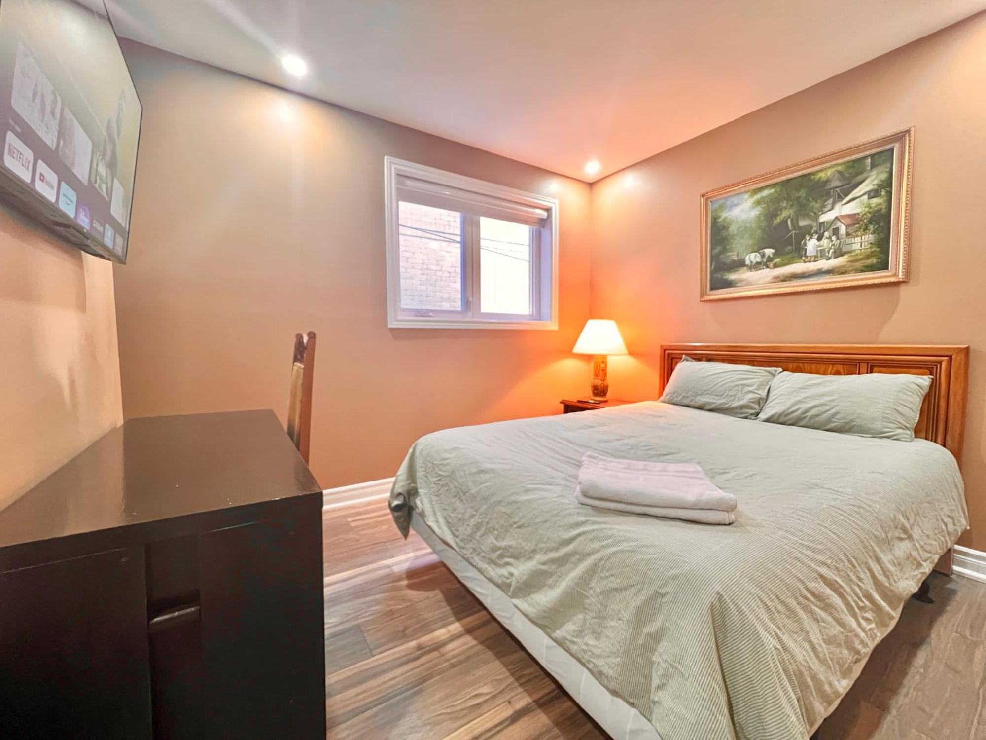 Upgraded Rooms With Bath 7-Min To Subway Near Downsview Rogers Stadium Toronto Dış mekan fotoğraf